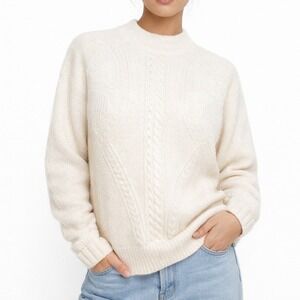 Cream Cable Knit Cozy Minimalist Sweater Soft Quiet Luxury Winter Layer Size M